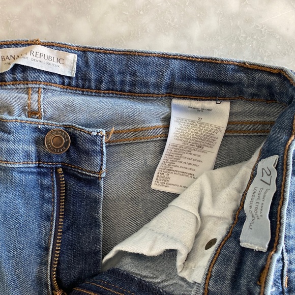 Banana Republic 'Skinny Ankle' Jean - Picture 7 of 7